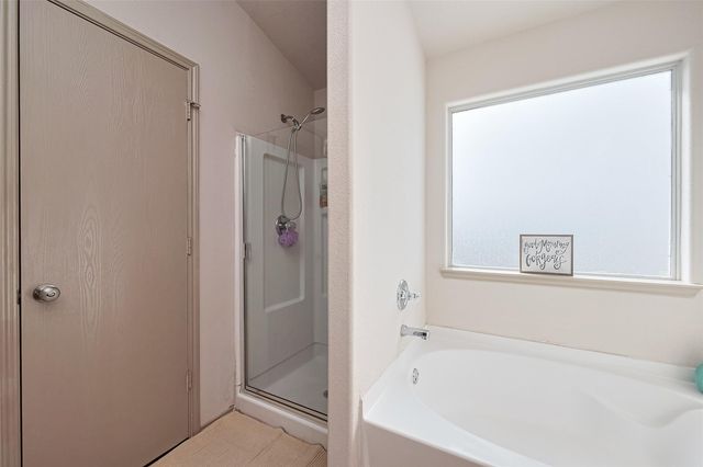 802 Remington Walk Court, Houston, TX 77073