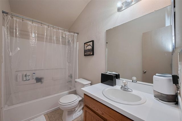 802 Remington Walk Court, Houston, TX 77073