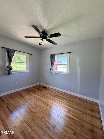 267 Lincoln Avenue, Newport, TN 37821