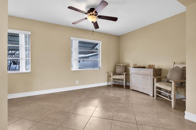 8208 NW 14 Street, Plantation, FL 33322