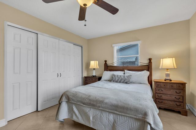 8208 NW 14 Street, Plantation, FL 33322