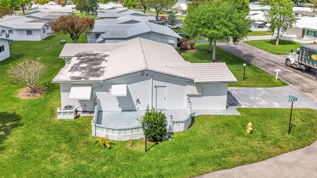 8208 NW 14 Street, Plantation, FL 33322