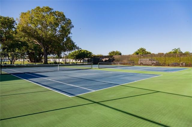 8208 NW 14 Street NW, Plantation, FL 33322