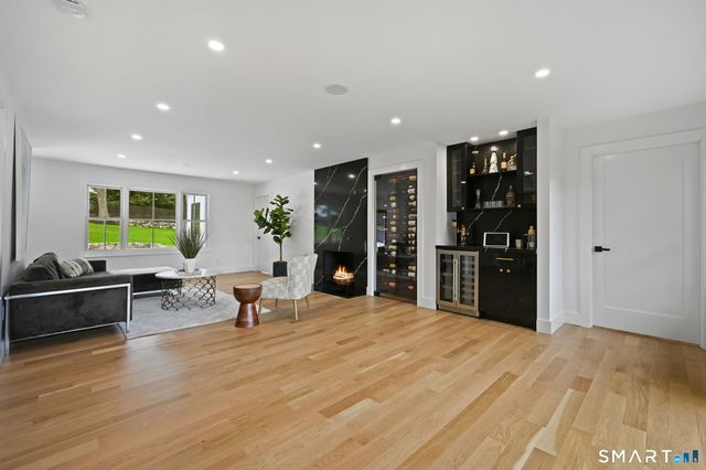 30 Cavalry Road, Westport, CT 06880