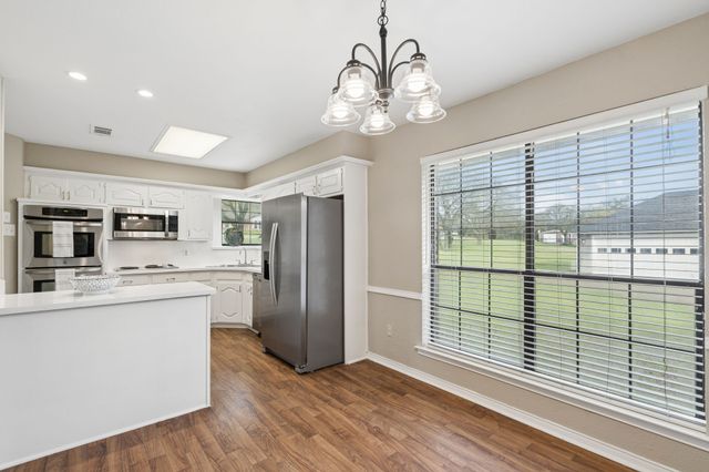 5620 Cool Springs Drive, Midlothian, TX 76065