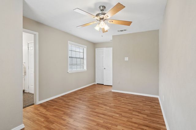 5620 Cool Springs Drive, Midlothian, TX 76065