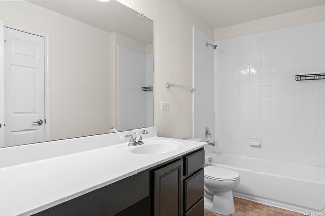 5740 Ping Way, Cibolo, TX 78108