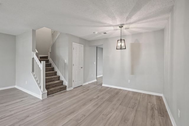 8039 Shadow Oak Drive, North Charleston, SC 29406