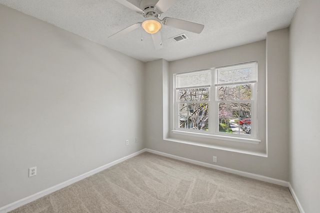 8039 Shadow Oak Drive, North Charleston, SC 29406