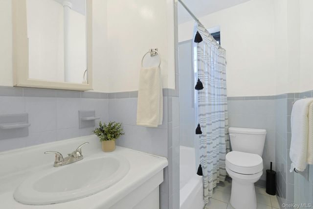 1273 North Avenue 5h Entrance 8, New Rochelle, NY 10804