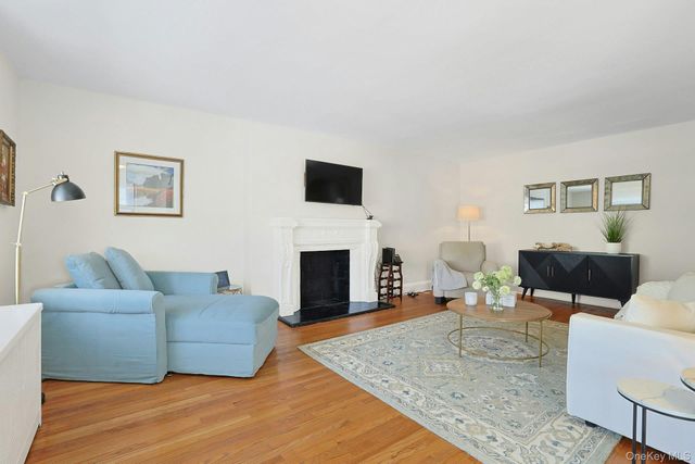 1273 North Avenue 5h Entrance 8, New Rochelle, NY 10804