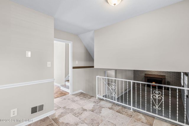 3902 San Marcos Rd, Jeffersontown, KY 40299