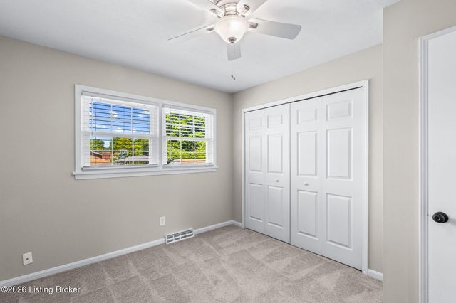 3902 San Marcos Rd, Jeffersontown, KY 40299