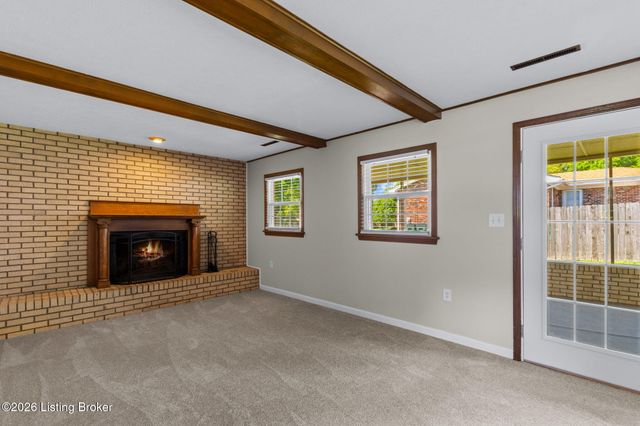 3902 San Marcos Rd, Jeffersontown, KY 40299