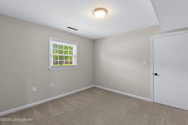 3902 San Marcos Rd, Jeffersontown, KY 40299