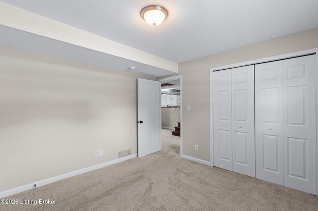 3902 San Marcos Rd, Jeffersontown, KY 40299