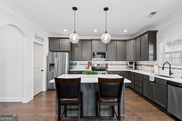 406 Pearl Moss Lane, Kathleen, GA 31047