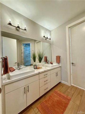 1225 Ozark Avenue, Mcallen, TX 78504