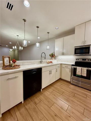 1225 Ozark Avenue, Mcallen, TX 78504