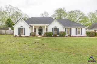 1828 S Houston Lake Road, Kathleen, GA 31047