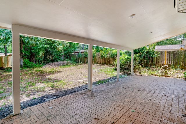 2020 N Kirkwood Drive, Shreveport, LA 71118