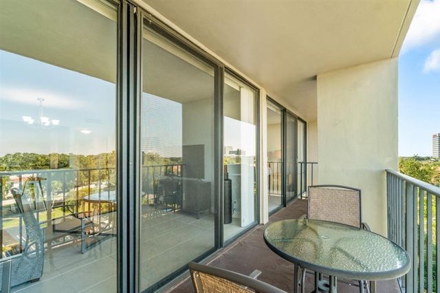 1830 Embassy Drive 604, West Palm Beach, FL 33401