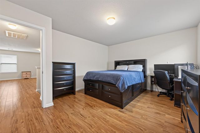 10023 Cobbs Cove Lane, Houston, TX 77044