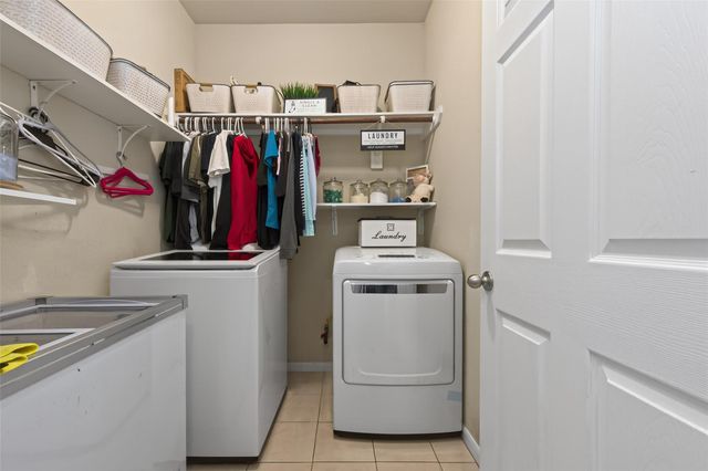 10023 Cobbs Cove Lane, Houston, TX 77044