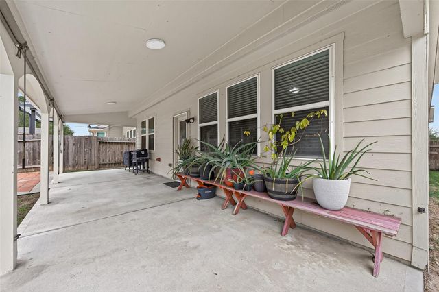 10023 Cobbs Cove Lane, Houston, TX 77044