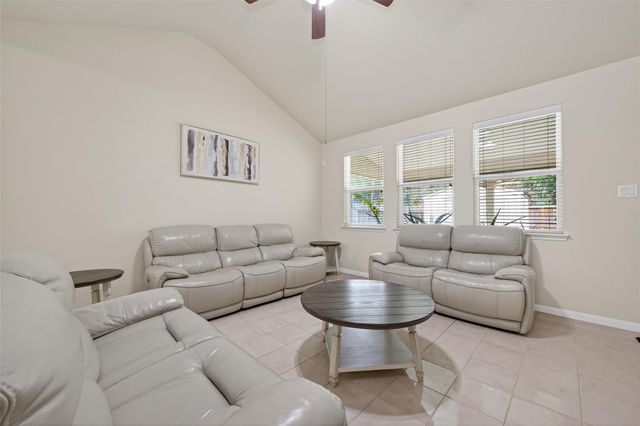 10023 Cobbs Cove Lane, Houston, TX 77044