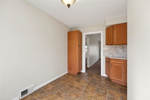 2800 Shafor Boulevard 2, Oakwood, OH 45419