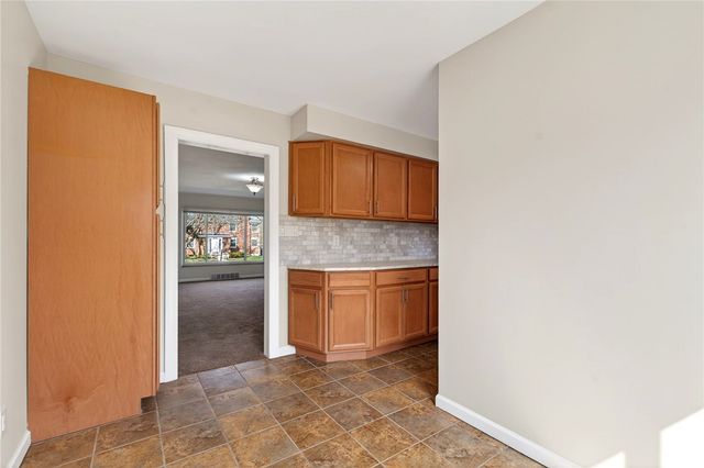 2800 Shafor Boulevard 2, Oakwood, OH 45419