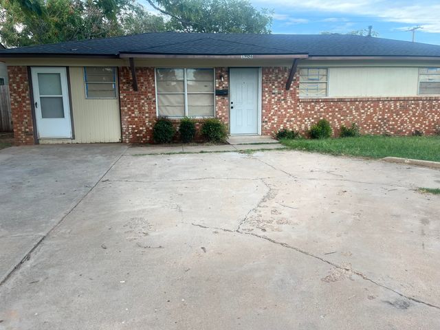 1906 70th Street, Lubbock, TX 79412