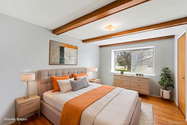 15563 Hix Street, Livonia, MI 48154