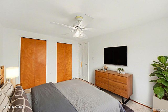 15563 Hix Street, Livonia, MI 48154