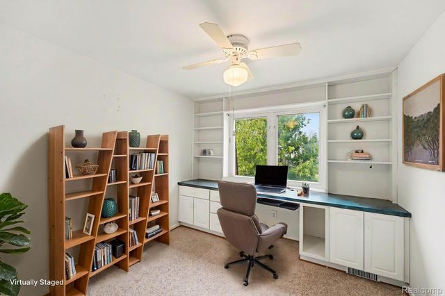 15563 Hix Street, Livonia, MI 48154