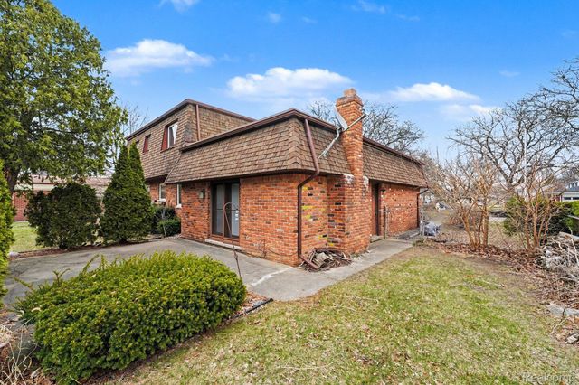 15563 Hix Street, Livonia, MI 48154
