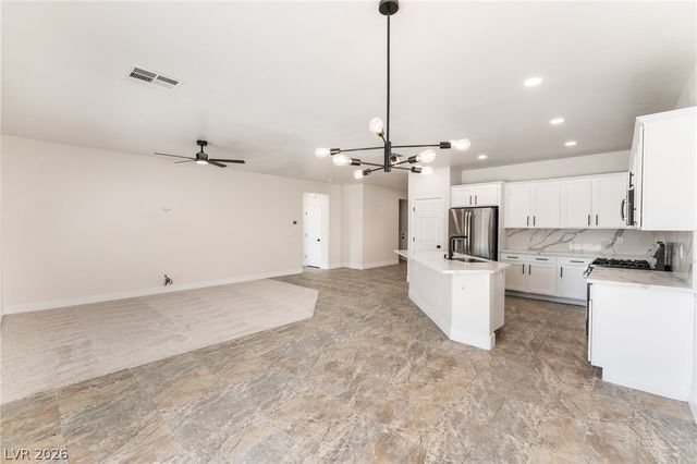 4624 Del Laguna Court, North Las Vegas, NV 89031