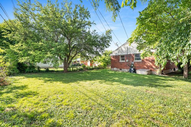 1644 Brittany Lane, Lexington, KY 40504