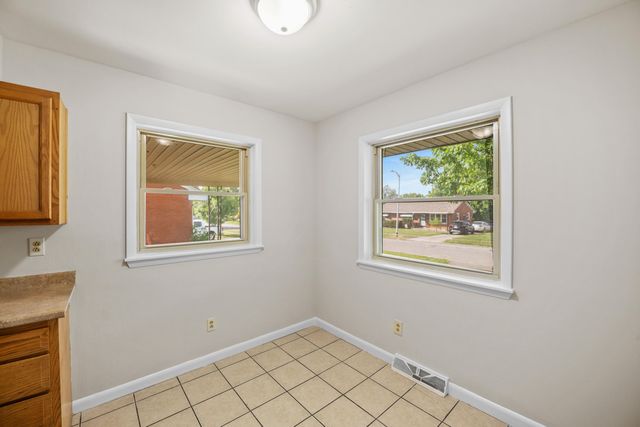 1644 Brittany Lane, Lexington, KY 40504