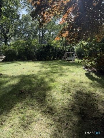 6 Vanderbilt Avenue, Norwalk, CT 06854