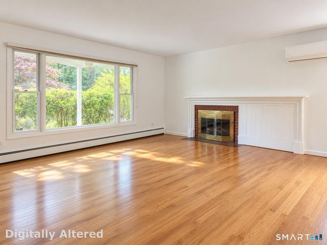 6 Vanderbilt Avenue, Norwalk, CT 06854