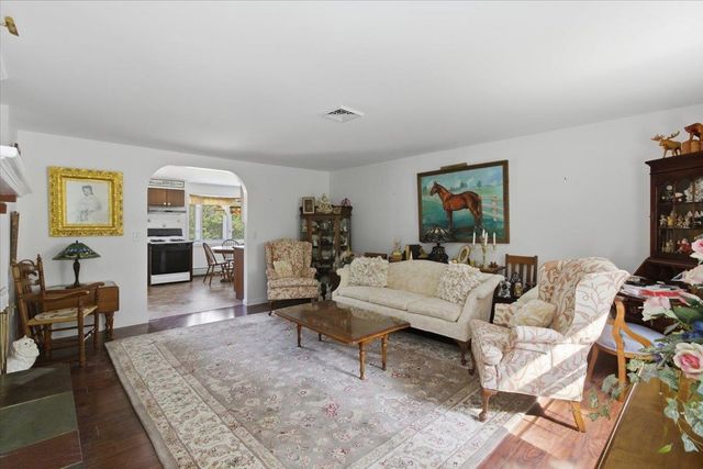 193 Finley Drive, Bennington, VT 05201