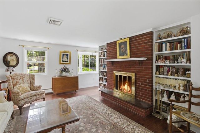 193 Finley Drive, Bennington, VT 05201