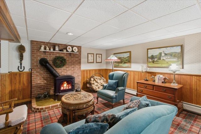 193 Finley Drive, Bennington, VT 05201