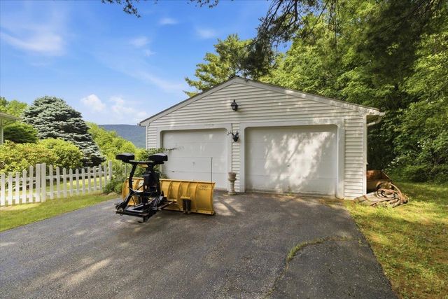 193 Finley Drive, Bennington, VT 05201