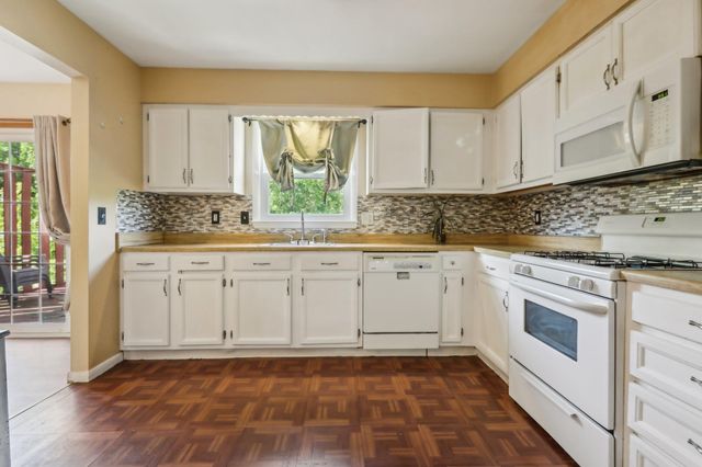 76 Creamery Drive, New Windsor, NY 12553