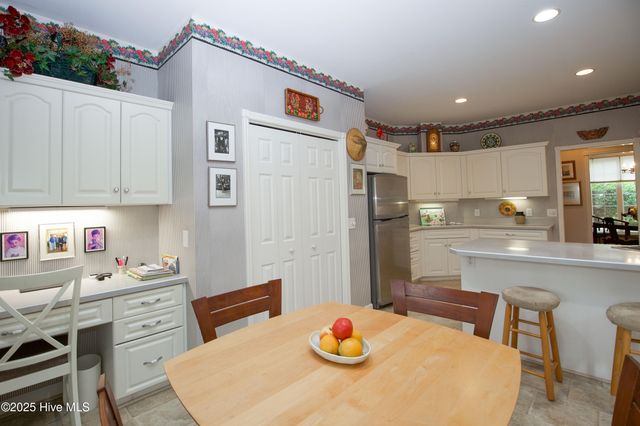 17 Cardinal Drive, Whispering Pines, NC 28327