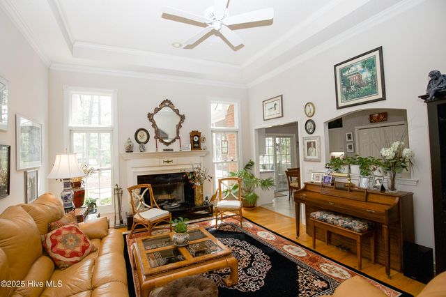 17 Cardinal Drive, Whispering Pines, NC 28327