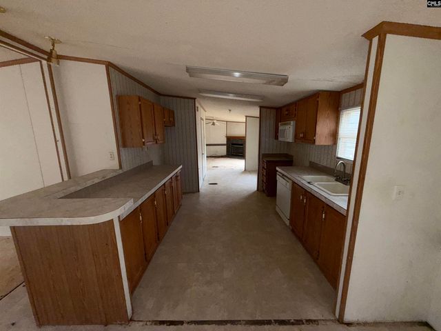 5163 OLD AIRPORT Road, Winnsboro, SC 29180